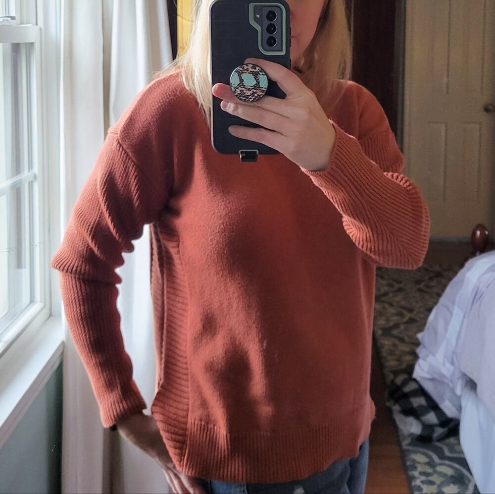 Tahari Crewneck Knit Sweater Small Orange, Cotton Blend, Muted, Long Sleeves